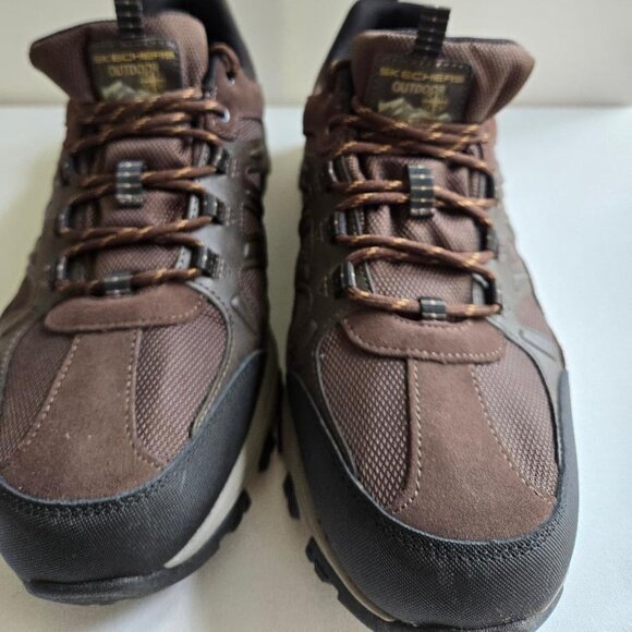 SKECHERS Mens Selmen-Enago Hiking Waterproof Shoe Brown main image 9